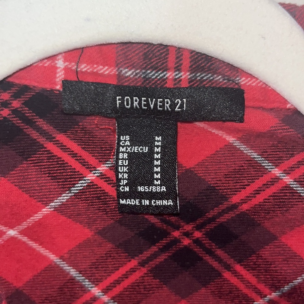 Red flannel - Picture 3 of 4
